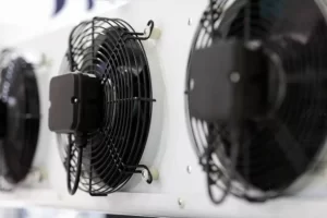 Air Cooling and Liquid Cooling